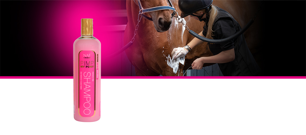 Det perfekt rosa schampot som gör smutsiga ponnyer skinande rena och väldoftande.