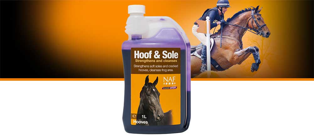 Strengthens soft or cracked hooves and disinfects the soles and frogs